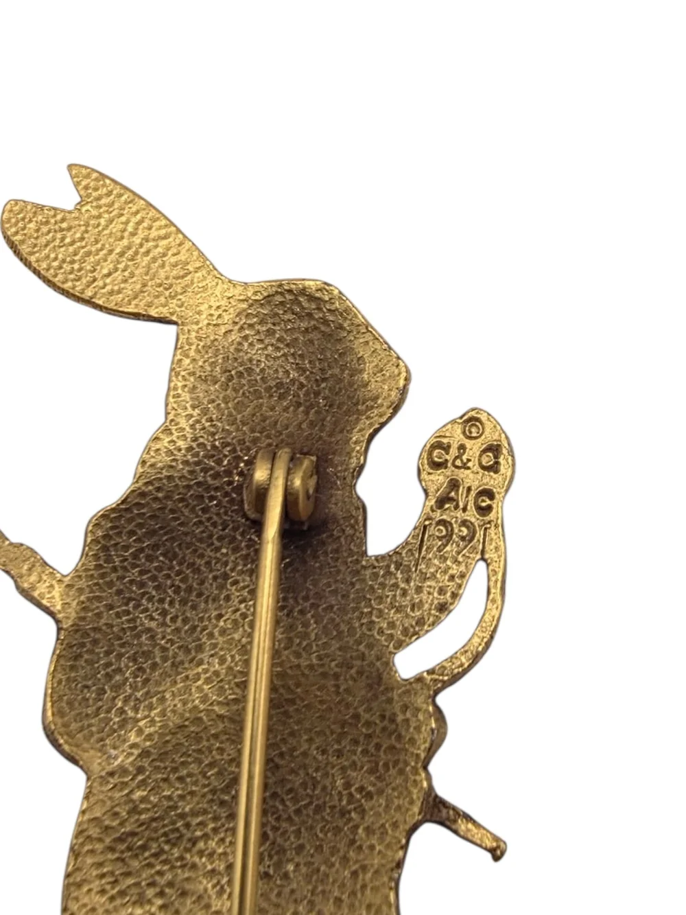 Vintage 1991 C&G AIC White Rabbit Alice In Wonderland Brooch Pin Gold Tone *RARE